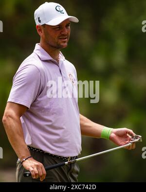 Pinehurst, North Carolina, USA. Juni 2024. Martin Kaymer aus Deutschland läuft auf dem zweiten Grün während der Übungsrunde am Mittwoch für die 124. U.S. Open am 12. Juni 2024 im Pinehurst Resort & Country Club (Kurs Nr. 2) in Pinehurst, North Carolina. (Kreditbild: © Timothy L. Hale/ZUMA Press Wire) NUR REDAKTIONELLE VERWENDUNG! Nicht für kommerzielle ZWECKE! Stockfoto