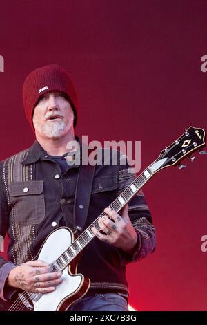 Adenau, 7. Juni 2024: Josh Homme aus Queens of the Stone Age spielt im Rock am Ring. Das Festival findet auf der Nürburgring-Rennstrecke statt Stockfoto