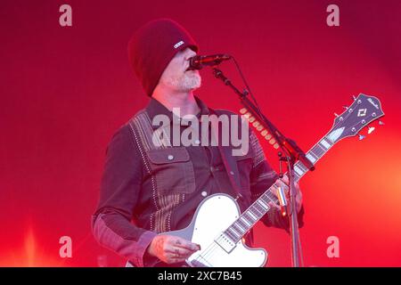 Adenau, 7. Juni 2024: Josh Homme aus Queens of the Stone Age spielt im Rock am Ring. Das Festival findet auf der Nürburgring-Rennstrecke statt Stockfoto