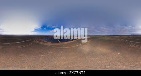 360 Grad Panorama Ansicht von 360°-Luftpanorama des Solarparks und des Sundrop Green Houses-Komplexes in Port Augusta Queensland Australien