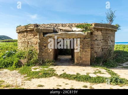 Etruskische Grabstätte in der Nekropole von San Cerbone, Archäologischer Park von Baratti und Populonia, Golf von Baratti, Provinz Livorno, Toskana, Italien Stockfoto