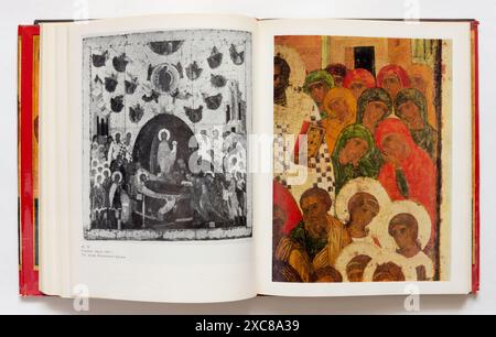 Malerei und Miniatur Moskaus von der Mitte des 15. Bis Anfang des 16. Jahrhunderts von Popow, erstmals 1975 in der UdSSR veröffentlicht. Stockfoto