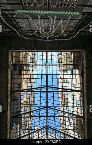 Palermo, Italien - 30. August 2023: Die Galleria delle Vittorie wurde von Paolo Bonci entworfen und 1935 als Einkaufszentrum eröffnet. Stockfoto