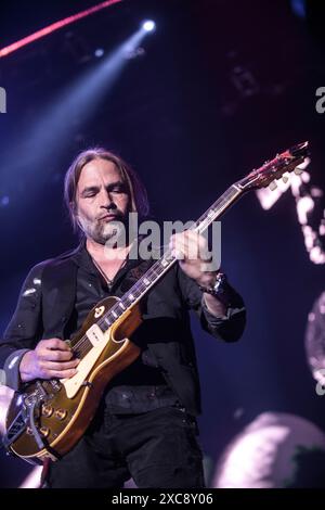 Maná Auftritt im Palau Sant Jordi, Barcelona 09. Juni 2024. Fotograf: Ale Espaliat Stockfoto