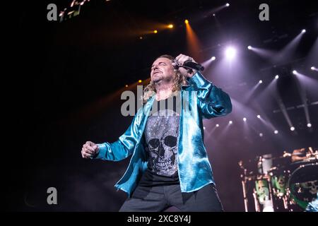 Maná Auftritt im Palau Sant Jordi, Barcelona 09. Juni 2024. Fotograf: Ale Espaliat Stockfoto