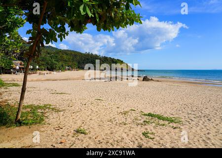 Khlong Chak Beach auf der Insel Koh Lanta Yai in der Provinz Krabi, Thailand Stockfoto