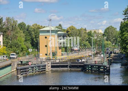 Havelschleuse, Spandau, Berlin, Deutschland *** Havel Lock, Spandau, Berlin, Deutschland Stockfoto