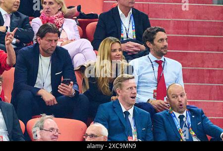 Luca Toni, Roman Weidenfeller, beide ehemalige Pro-Spieler im Gruppenspiel DEUTSCHLAND, Großbritannien. , . Am 14. Juni 2024 in München. Fotograf: ddp Images/STAR-Images Credit: ddp Media GmbH/Alamy Live News Stockfoto