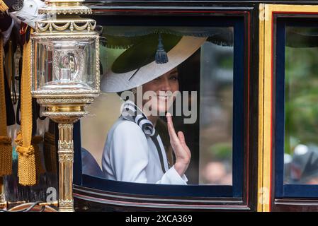 Kate, Catherine, Prinzessin von Wales, bei Trooping the Colour 2024. Kutschfahrt bei erster öffentlicher Fahrt nach Krebsdiagnose Stockfoto