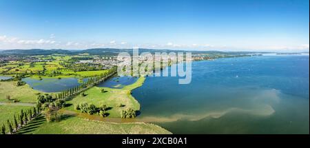 Luftaufnahme, Panorama des westlichen Bodensees mit der Radolfzeller Aachmündung und dem Mooserdamm bei Flut, Radolfzell, Landkreis Konstanz Stockfoto