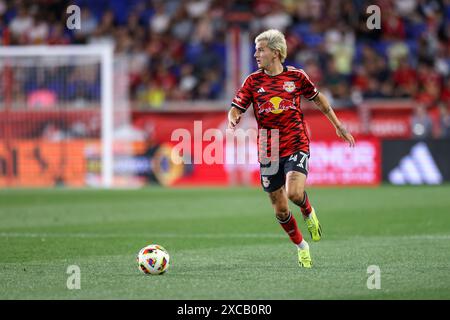 Harrison, Usa . Juni 2024. Tolkin of New York Red Bulls spielen am 15. Juni 2024 gegen die Nashville of Major League Soccer in der Red Bull Arena in Harrison, New Jersey Stockfoto