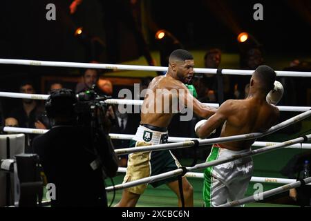 Sao Paulo, Brasilien. Juni 2024. São PAULO, BRASILIEN – 15. JUNI: Esquiva Falcão kämpft gegen Hebert Conceição bei der Spaten Fight Night am 15. Juni 2024 in Sao Paulo, Brasilien. (Foto: Leandro Bernardes/PxImages) Credit: PX Images/Alamy Live News Stockfoto