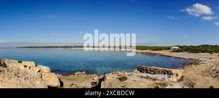 Punta Negra, es Caragol Beach. Hohes Umweltschutzgebiet, Santaniy, Mallorca. Balearen. Spanien. Stockfoto