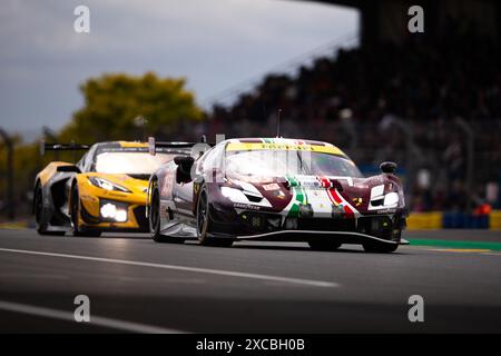 155 LAURSEN Johnny (dnk), LAURSEN Conrad (dnk), TAYLOR Jordan (usa), Spirit of Race, Ferrari 296 LMGT3 #155, LM GT3, Action während der 24 Stunden von Le Mans 2024, 4. Runde der FIA-Weltmeisterschaft 2024, auf dem Circuit des 24 Heures du Mans, 15. Bis 16. Juni, 2024 in Le Mans, Frankreich - Foto Joao Filipe/DPPI Credit: DPPI Media/Alamy Live News Stockfoto