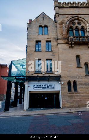 Leeds England: 2. Juni 2024: Blick auf die Leeds O2 Academy, ein Musiklokal in einem historischen Gebäude. Stockfoto