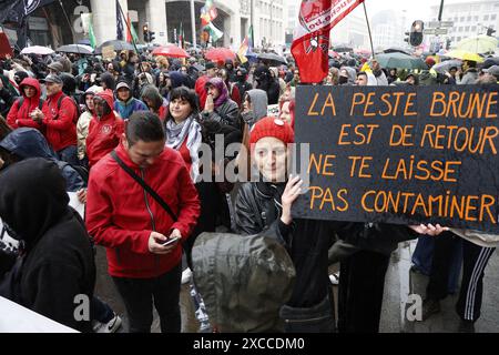 Brüssel, Belgien Juni 2024. Am Sonntag, den 16. Juni 2024, findet in Brüssel ein marsch gegen Faschismus und rechte Parteien statt. BELGA FOTO NICOLAS MAETERLINCK Credit: Belga News Agency/Alamy Live News Stockfoto