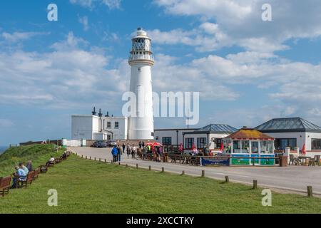 Flamborough Head Lighthouse, ein Wahrzeichen an der Küste der Flamborough Headland in East Yorkshire, England, Großbritannien Stockfoto