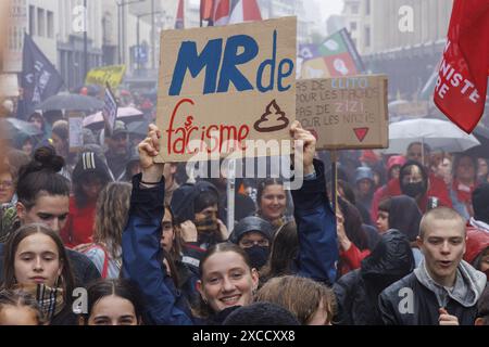 Brüssel, Belgien Juni 2024. Dieses Bild zeigt einen marsch gegen Faschismus und rechte Parteien am Sonntag, den 16. Juni 2024 in Brüssel. BELGA FOTO NICOLAS MAETERLINCK Credit: Belga News Agency/Alamy Live News Stockfoto