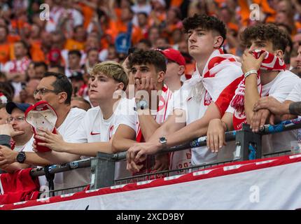 Volksparkstadion, Hamburg, Deutschland. Juni 2024. Euro 2024 Gruppe D Fußball, Polen gegen Niederlande; polnische Fans sehen erwartungsgemäß Credit: Action Plus Sports/Alamy Live News Stockfoto
