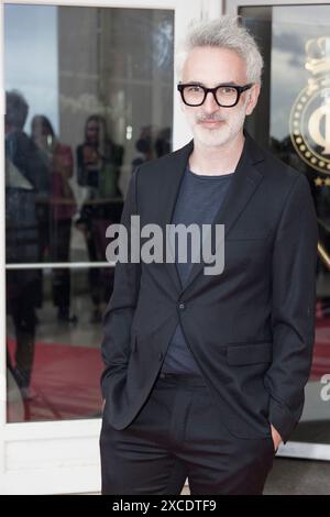 Cabourg, Frankreich. Juni 2024. Vincent Delerm besucht am 15. Juni 2024 das 38. Cabourg Film Festival in Cabourg, Frankreich. Quelle: Bernard Menigault/Alamy Live News Stockfoto