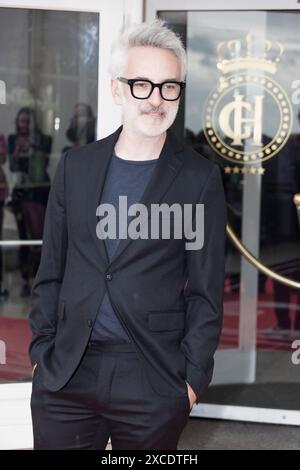 Cabourg, Frankreich. Juni 2024. Vincent Delerm besucht am 15. Juni 2024 das 38. Cabourg Film Festival in Cabourg, Frankreich. Quelle: Bernard Menigault/Alamy Live News Stockfoto