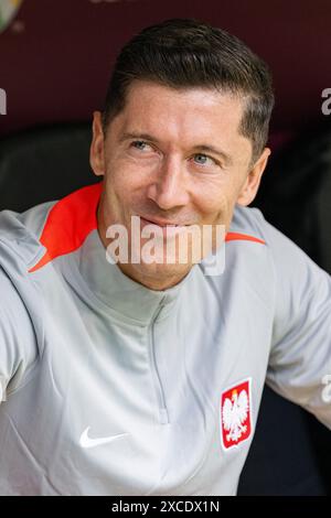 Hamburg, Deutschland. Juni 2024. Robert Lewandowski aus Polen während des UEFA EURO Gruppe D Spiels 2024 zwischen Polen und den Niederlanden im Volksparkstadion in Hamburg am 16. Juni 2024 (Foto: Andrew SURMA/ Credit: SIPA USA/Alamy Live News Stockfoto