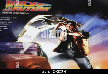 Viersen, Deutschland - 9. Mai. 2024: Filmplakate aus dem Film zurück in die Zukunft mit Michael J. Fox aus dem Jahr 1985 Stockfoto