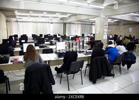 Computer-Raum, Bibliothek, Universität des Baskenlandes (UPV / EHU), Leioa, Bizkaia, Baskenland, Spanien Stockfoto