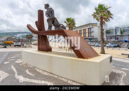 An die Männer des Meeres, eine Hommage an die Gemeinde Praia da Vitoria. An die Männer des Meeres, eine Hommage an die Gemeinde Praia da Vitoriaterc Stockfoto