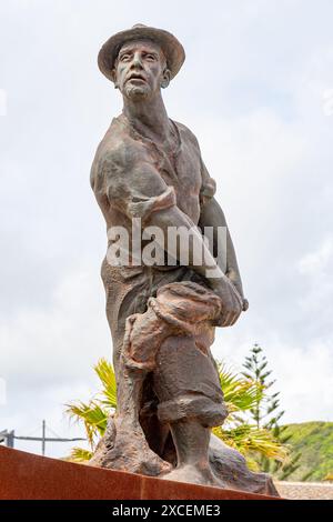 An die Männer des Meeres, eine Hommage an die Gemeinde Praia da Vitoria. An die Männer des Meeres, eine Hommage an die Gemeinde Praia da Vitoriaterc Stockfoto