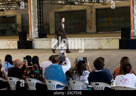 Mailand, Italien. Juni 2024. MAGLIANO Frühjahr/Sommer 2025 Laufsteg während der Milan Fashion Week Herrenmode am 2024. Juni - Mailand, Italien 16/06/2024 Credit: dpa/Alamy Live News Stockfoto