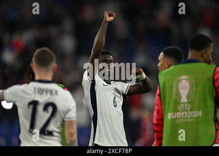 Marc Guehi (England) während des Spiels zur UEFA Euro Deutschland 2024 zwischen Serbien 0-1 England in der Arena AufSchalke am 16. Juni 2024 in Gelsenkirchen. Quelle: Maurizio Borsari/AFLO/Alamy Live News Stockfoto