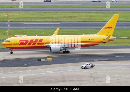 DHL (Tasman Cargo Airlines) Boeing 767-300 auf dem Flughafen Sydney. Stockfoto