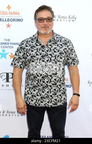 Juni 2024, Studio City, CA, USA: LOS ANGELES - 15. Juni: Benito Maratinez beim 12. Jährlichen Ed Asner & Friends Celebrity Poker Event in den Radford Studios am 15. Juni 2024 in Studio City, CA (Credit Image: © Kay Blake/ZUMA Press Wire) NUR ZUR REDAKTIONELLEN VERWENDUNG! Nicht für kommerzielle ZWECKE! Stockfoto