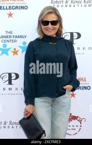 Juni 2024, Studio City, CA, USA: LOS ANGELES - 15. Juni: Maureen McCormick beim 12. Jährlichen Ed Asner & Friends Celebrity Poker Event in den Radford Studios am 15. Juni 2024 in Studio City, CA (Credit Image: © Kay Blake/ZUMA Press Wire) NUR ZUR REDAKTIONELLEN VERWENDUNG! Nicht für kommerzielle ZWECKE! Stockfoto