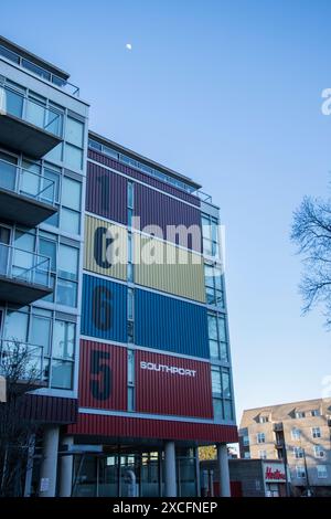 Southport Apartmentgebäude ähnelt Schiffscontainern an der Barrington Street in Halifax, Nova Scotia, Kanada Stockfoto