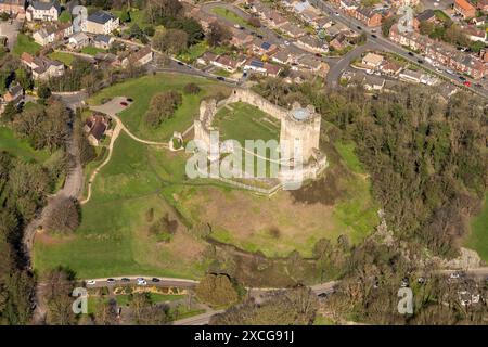 Luftbild von Conisburgh Castle aus 1500 Fuß Stockfoto