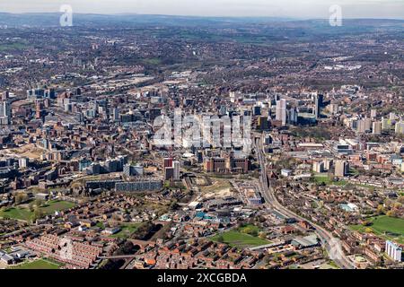 Luftbild des Stadtzentrums von Leeds aus 1500 Fuß Stockfoto