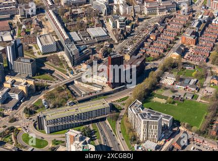 Luftaufnahme des Stadtzentrums von Leeds, im Zentrum des Rundfunkturms in der Universitätsgegend, aufgenommen aus 1500 Fuß Stockfoto