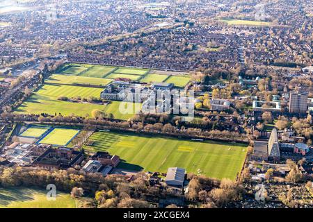 Luftbild der Manchester Grammar School for Boys, aufgenommen aus 1500 Fuß Stockfoto