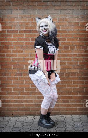 Porträt einer Trans Guy Drag Queen im Kostüm bei der Poughkeepsie Pride Parade 2024 im Duchess County, New York. Stockfoto