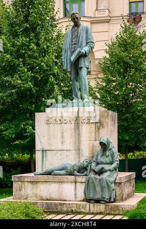 Eine Statue von Gárdonyi Géza, Budapest, Ungarn Stockfoto