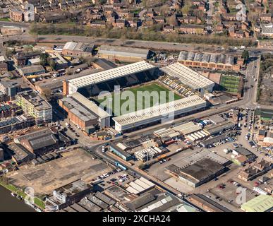 Luftbild des Notts County FC Meadow Lane Stadions aus 1500 Metern Entfernung Stockfoto