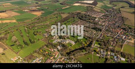 Luftaufnahme von Höhlenburg aus 1500 Fuß Stockfoto