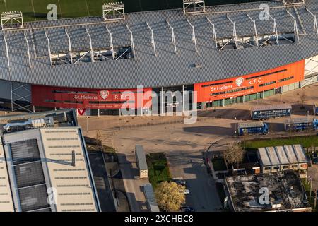 Luftbild des St. Helens Rugby Totally Wicked Stadions aus 1500 Metern Entfernung Stockfoto