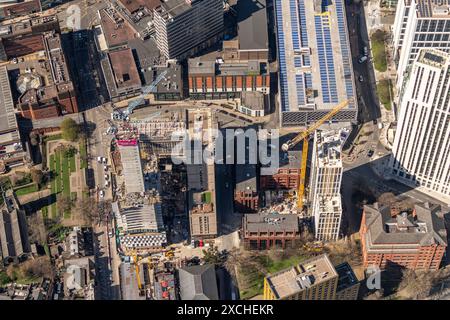 Luftbild des Stadtzentrums von Leeds aus 2000 Metern Entfernung Stockfoto