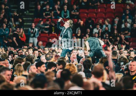 Kopenhagen, Dänemark. Juni 2024. Die britische Metalcore-Band Architects gibt ein Live-Konzert im Parken in Kopenhagen. Hier ist Sänger Sam Carter live auf der Bühne zu sehen. Stockfoto