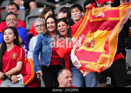 München, Deutschland. Juni 2024. Während des Spiels der UEFA Euro 2024 zwischen Deutschland und Schottland, Gruppe A, DATE 1, spielten die spanischen Fans am 14. Juni 2024 im Allianz Arena Stadion in München. (Foto: Bagu Blanco/SIPA USA) Credit: SIPA USA/Alamy Live News Stockfoto