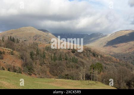 Das Fairfield Horseshoe von den Hängen von Loughrigg Ambleside, dem Lake District England Stockfoto