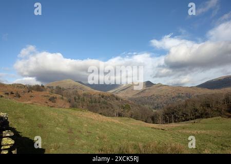 Das Fairfield Horseshoe von den Hängen von Loughrigg Ambleside, dem Lake District England Stockfoto